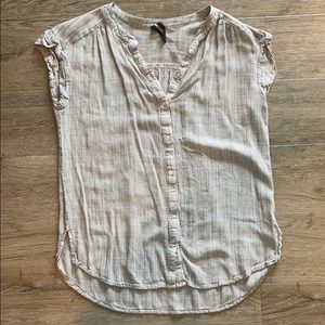 Agnes & Dora Gray Short Sleeve Top